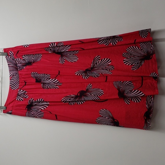 Ann Taylor Dresses & Skirts - Ann Taylor Red and Black Floral Midi Skirt